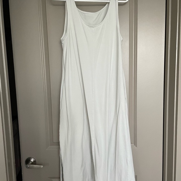 Mien Studios Fortuna Dress - Picture 3 of 4